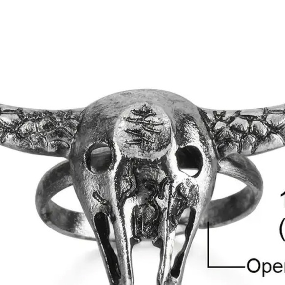 🌵✨✨SouthWestern Bohemian Desert Bull  Skull Ring adjustable🌵 - Picture 3 of 8